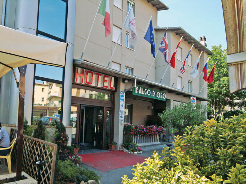 Hotel Falco D'Oro Tole Exterior foto