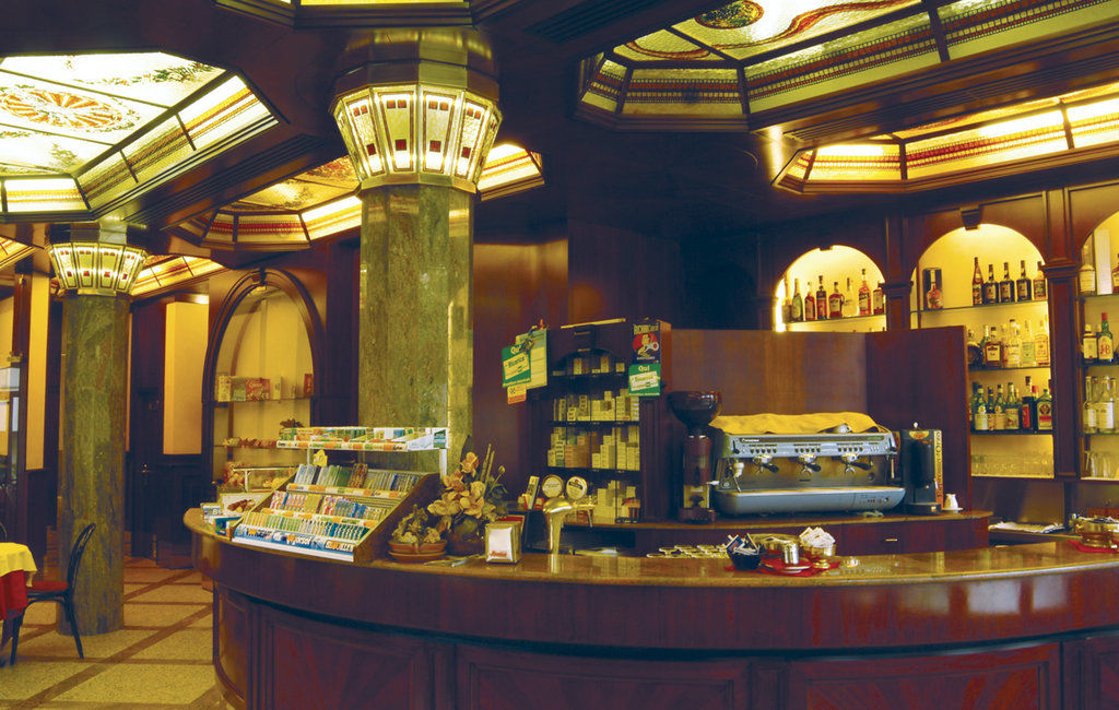 Hotel Falco D'Oro Tole Interior foto